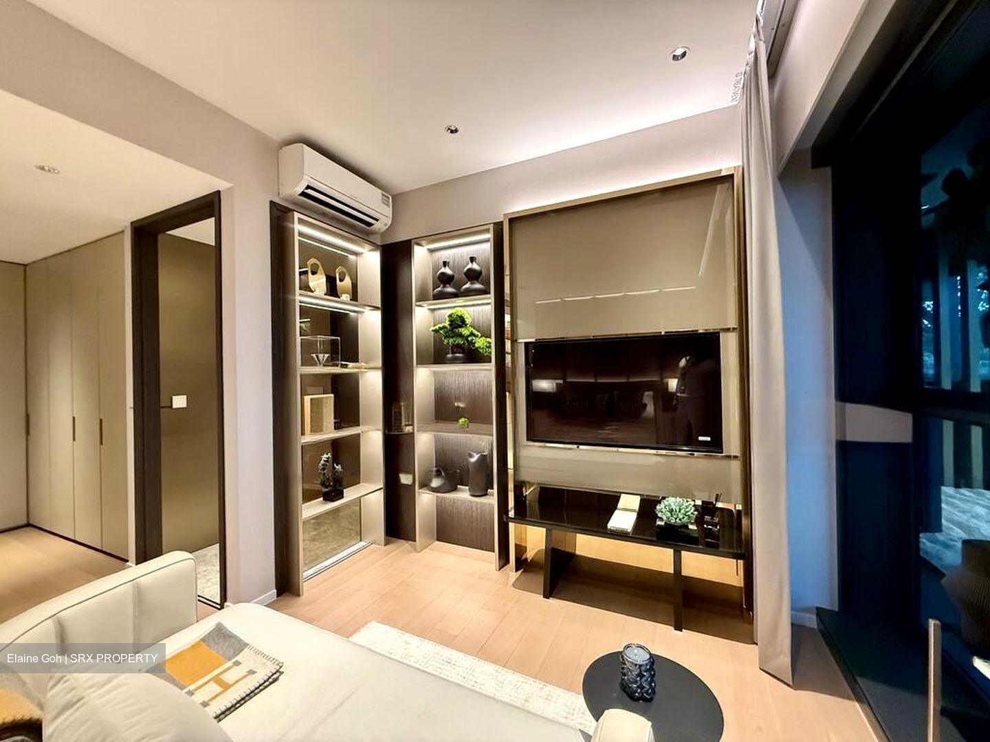 Meyer Road (D15), Condominium #452658251